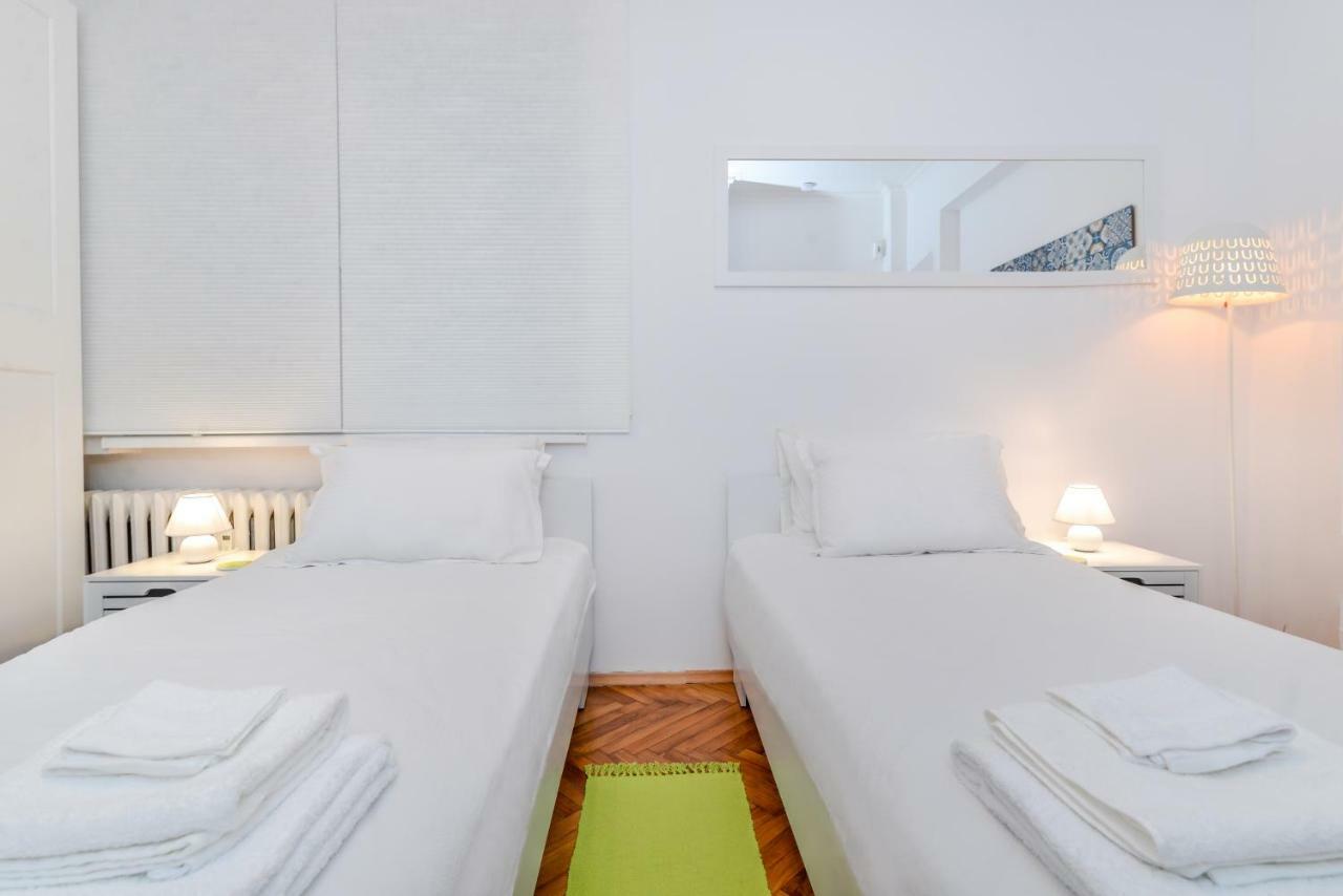 The Charming Home - One Bedroom Top Central Apartment By Flat Mаnager Софія Екстер'єр фото